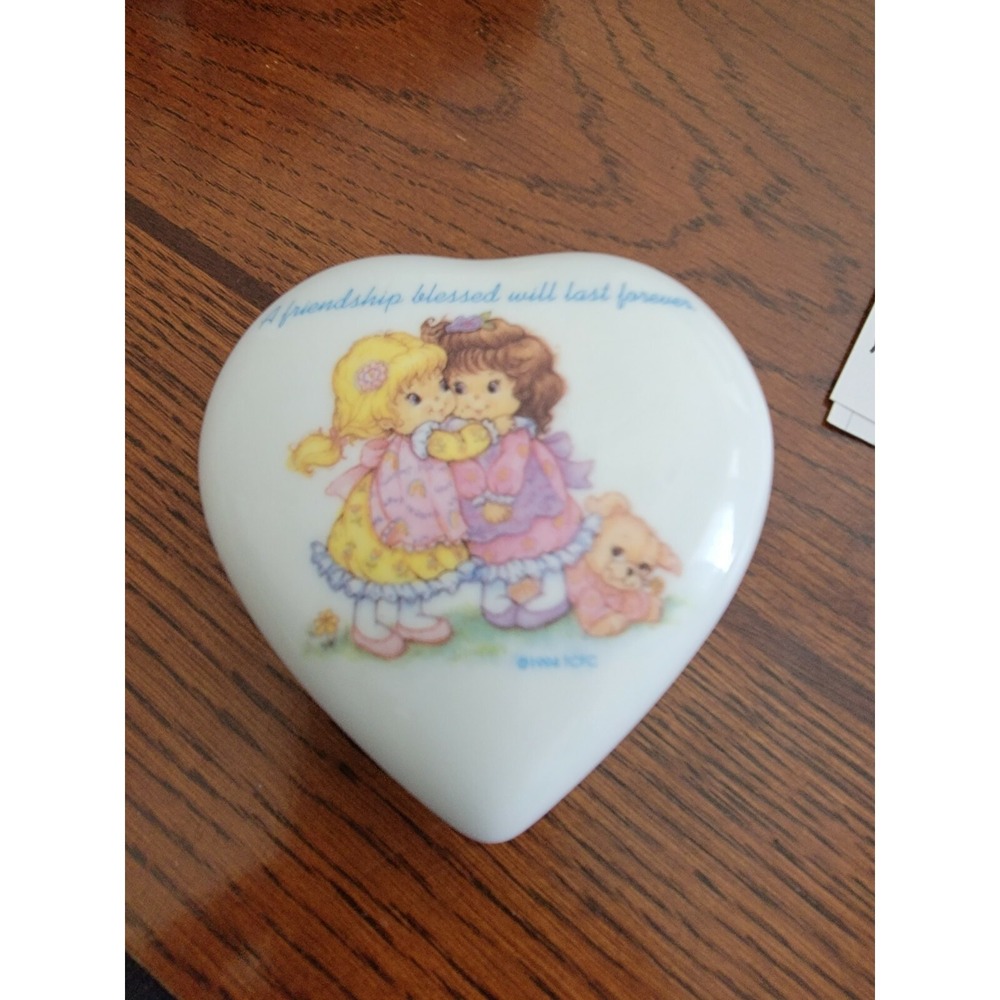 Special Blessing 1994 Porcelain Heart Trinket Box
